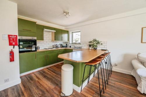 City Centre Snow Hill Apartment (Sleeps 6), Birmingham (photo 3)