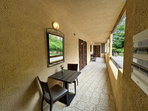 Pintu masuk, Appartement avec balcon à Marignana, 30 m², 4 pers. (Appartement avec balcon a Marignana, 30 m², 4 pers.) in Evisa