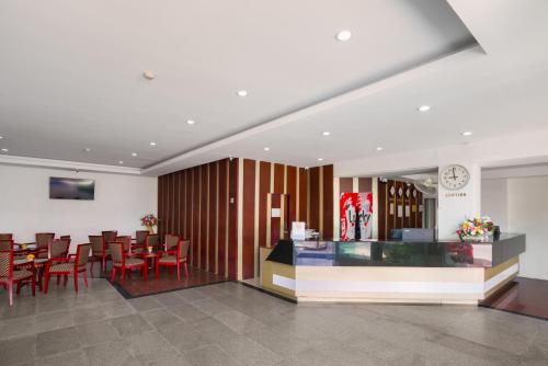 Lobby, Jomtien Hisotel in Jomtien Beach