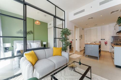 Cozy One Bedroom Near Dubai Hills Mall, Dubaj