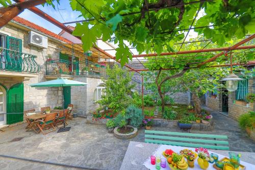 Apartments & Studio Gordana 3