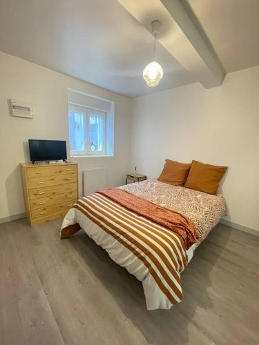 Studio cosy & pratique avec parking privé - Location saisonnière - Égletons