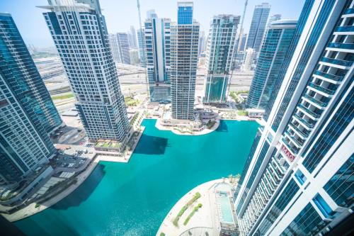 High Floor With Marina View, Dubaj