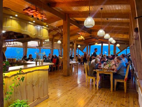Kemin Guest House - 레스토랑