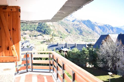 Saliecho. Acogedor apto de montaña. Piscina y buenas vistas - image 6