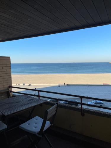 Porto - Sunset flat at the beach - Free parking