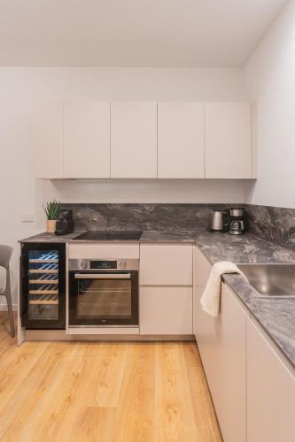 Apartment image 10
