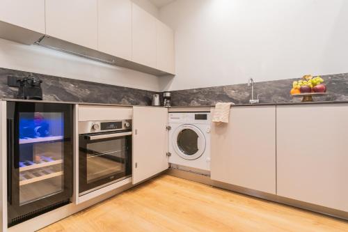 Apartment image 10