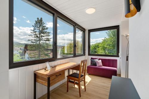 Superior One-Bedroom Apartment