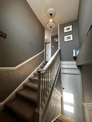 Stylish City Centre Apartment, Bath (photo 8)