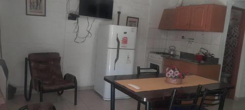 la flor del lugar in Valle Del Sol (Potrerillos)