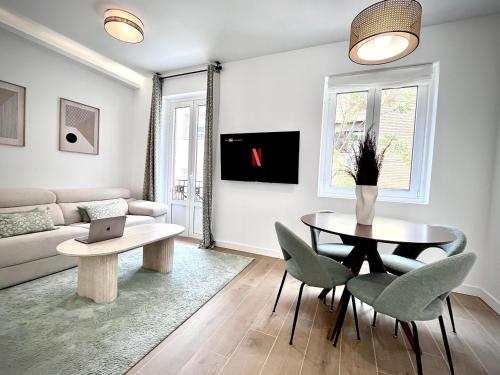 dPLACE To Be - Luxury Apt in Barrio de Salamanca - main image