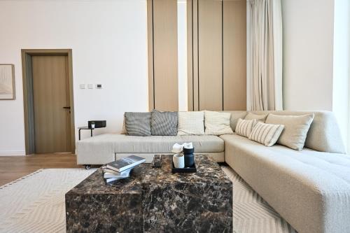 New Renovated Modern 1 Br Dubai Marina, Dubaj (zdjęcie 8)
