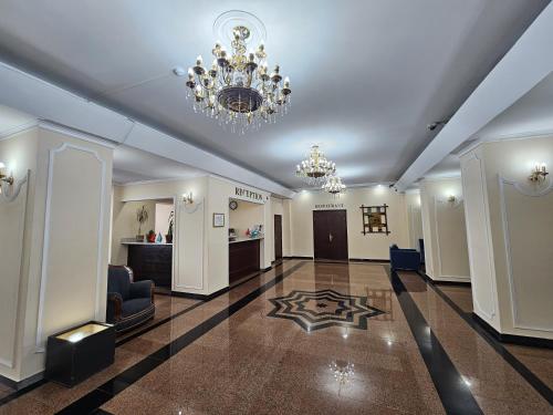 Widok z zewnątrz, Yassy hotel, Turkistan in Turkiestan