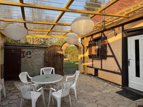 Maison entière sur une île privée, au cœur du marais de Tilques (Maison entiere sur une ile privee, au cœur du marais de Tilques) in Tilques