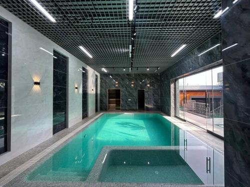 Swimming pool, Hi Tech 888-Oqtosh in Chirchik