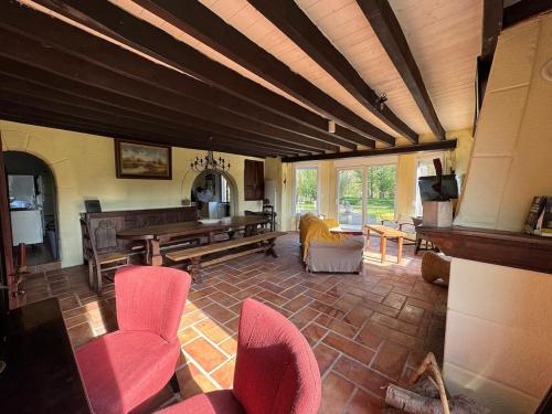 Maison entière sur une île privée, au cœur du marais de Tilques (Maison entiere sur une ile privee, au cœur du marais de Tilques) in Tilques