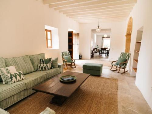 Finca Muntanya by SunVillas Mallorca in Escora