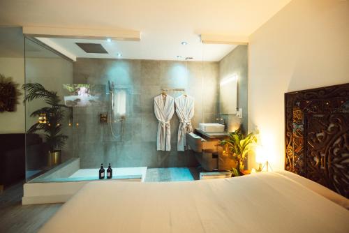Suite and Spa la Perla Bianca - 샤워실