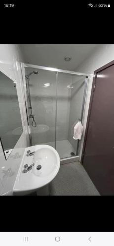 Standard Twin Room room in The Station Inn