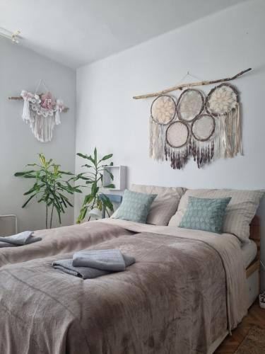Boborján Apartman – khách sạn tại Diosgyor