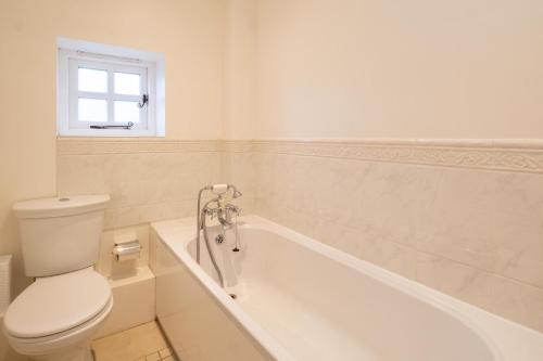 67 Pebble Cottage - image 11