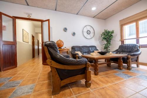 المرافق الترفيهية, Hostal Doris - Adults Only in سيس سالينز