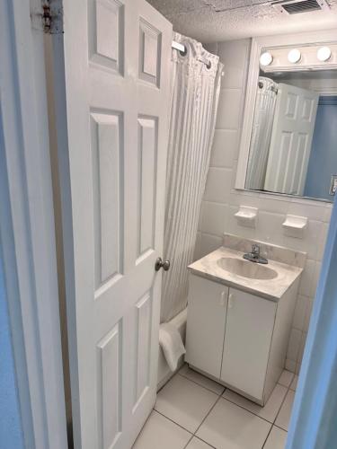 The Casablanca Miami Beach - Photo 5 in Miami Beach (FL), United States