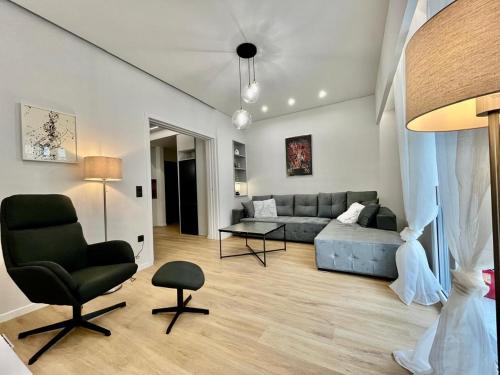 3BR Modern & Spacious apt, Афины