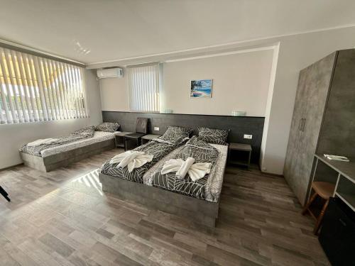 Guest house Napoli, Rawda