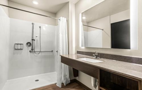 My Place Hotel-Savannah Airport/Pooler GA - image 4