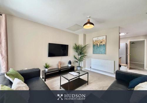 บริการและสิ่งอำนวยความสะดวก, 2-Bedroom Central Apartment in ลอว์ลีย์
