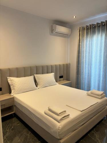 Two-Bedroom Apartment room in Villa Kociu