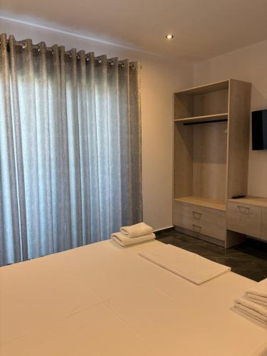 Two-Bedroom Apartment image 7