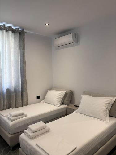 Two-Bedroom Apartment image 5