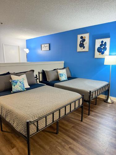 Hollywood Blvd Studio FREE DESIGNATED PARKING & WIFI, Los Angeles