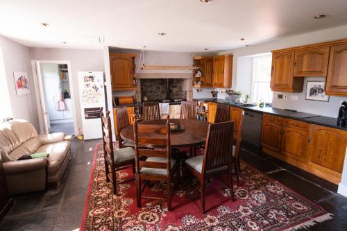 The Old Manse Oyne in Chapel of Garioch