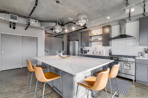 Sable 701 - Luxury Two Story Loft - 편의 시설/서비스