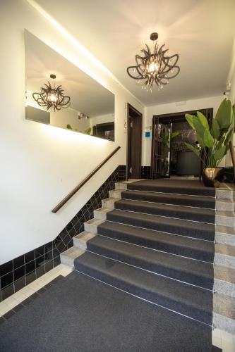 Urban Boutique Hotel Center - image 2