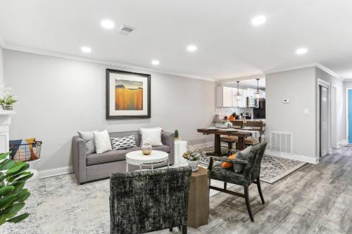 Fasilitas, Dreamy 2-King Bedroom Townhome near Braves Stadium in Smyrna (GA)