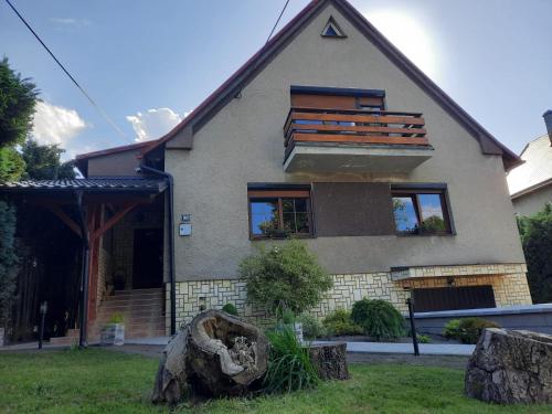 Chalupa s výhledem na Radhošť (Chalupa s vyhledem na Radhost) in Frenstat