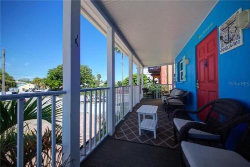 Siesta Key Village Heated pool - image 5