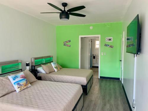 Standard Double Suite