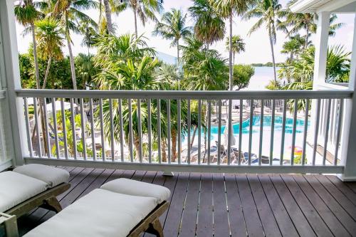 Crystal Waters in ดั๊กคีย์ (FL)