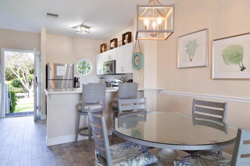 Crystal Waters in ดั๊กคีย์ (FL)