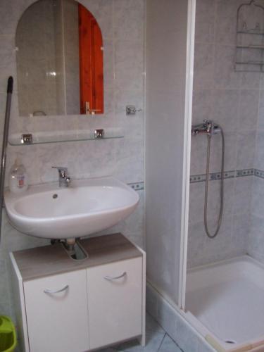 Dorina Apartman - image 7