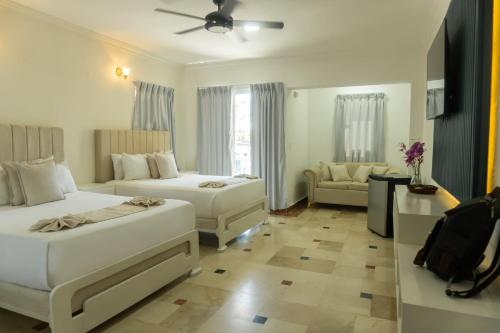 Master Suite image 7