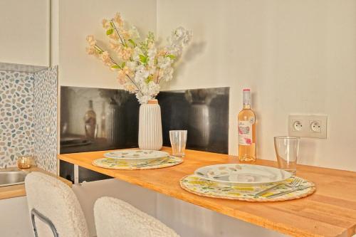 Charmant Appartement Terrasse Melun 25min Paris in Melun