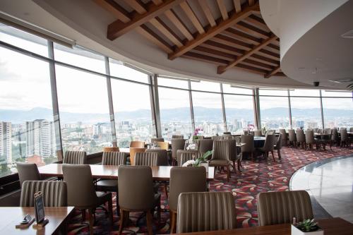 Restaurant, Hotel Vista Quince in Zone 15