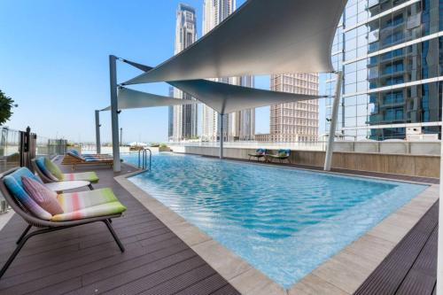 Miami Vibes | Canal View | Fully Furnished Studio - image 10